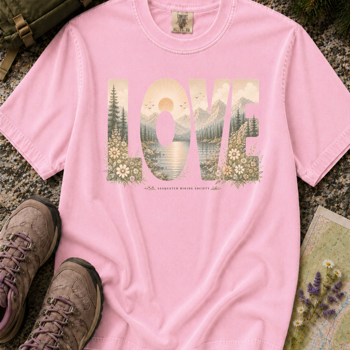LOVE Tee