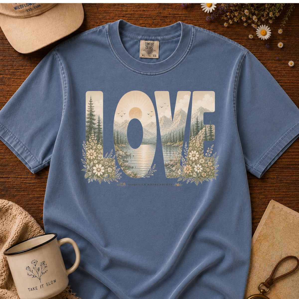 LOVE Tee